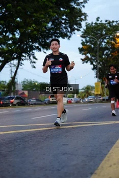 Runner Photo 4194537