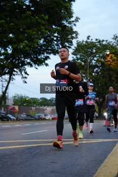 Runner Photo 4194562