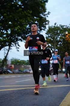 Runner Photo 4194563