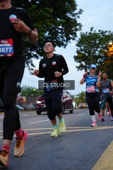 Runner Photo 4194566