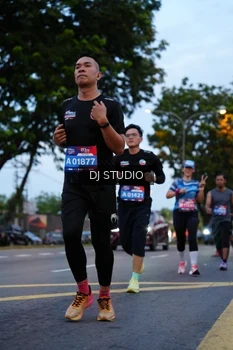 Runner Photo 4194568