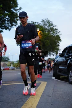 Runner Photo 4194587