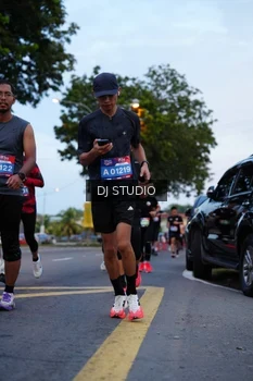 Runner Photo 4194590