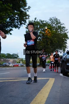 Runner Photo 4194629