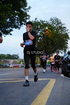 Runner Photo 4194631