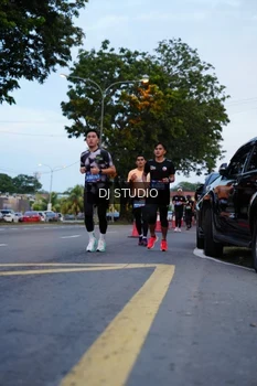 Runner Photo 4194644