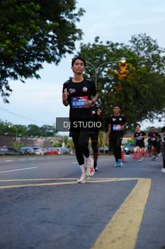 Runner Photo 4194684