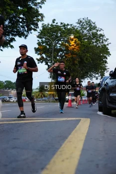 Runner Photo 4194688