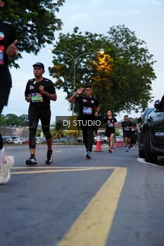 Runner Photo 4194689