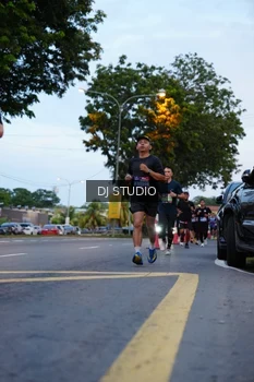 Runner Photo 4194724