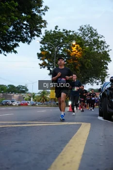 Runner Photo 4194728