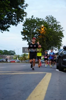 Runner Photo 4194802