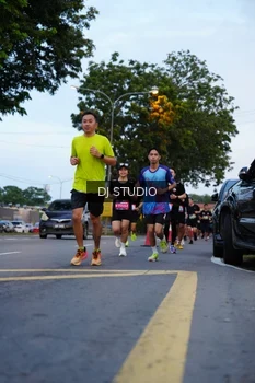 Runner Photo 4194818