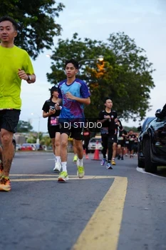 Runner Photo 4194831
