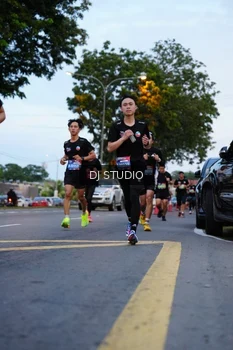 Runner Photo 4194841