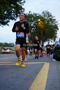 Runner Photo 4194866