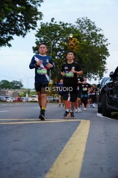Runner Photo 4194889