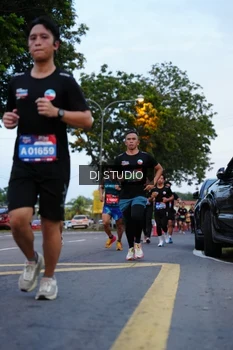 Runner Photo 4194907