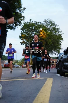 Runner Photo 4194911