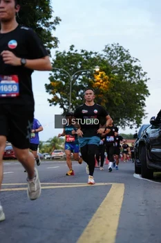 Runner Photo 4194914
