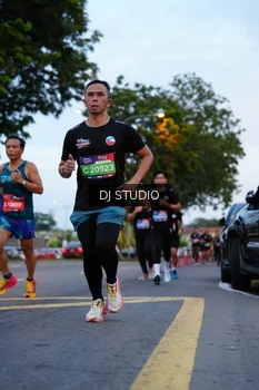 Runner Photo 4194924