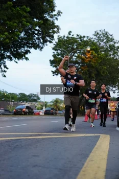 Runner Photo 4194951