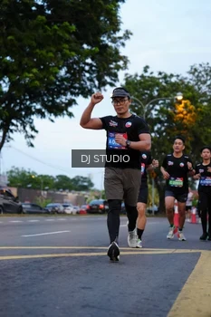 Runner Photo 4194953