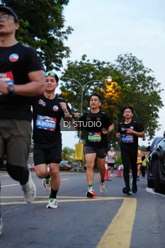 Runner Photo 4194960