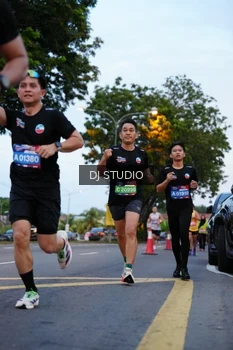 Runner Photo 4194962