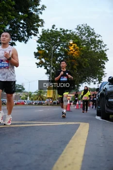 Runner Photo 4195022