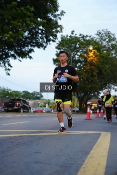 Runner Photo 4195027