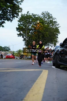 Runner Photo 4195097