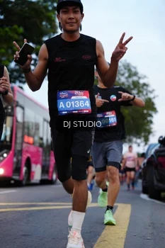 Runner Photo 4195101