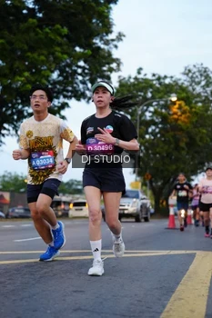 Runner Photo 4195112