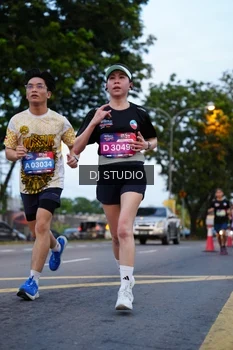Runner Photo 4195113
