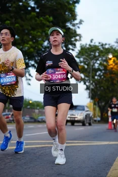 Runner Photo 4195115