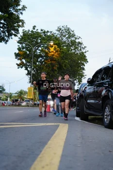 Runner Photo 4195122