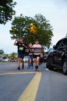 Runner Photo 4195130