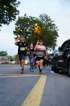 Runner Photo 4195131