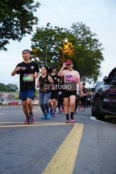 Runner Photo 4195138