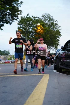Runner Photo 4195139