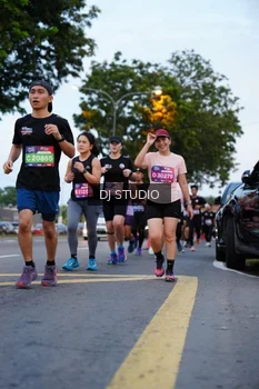 Runner Photo 4195146