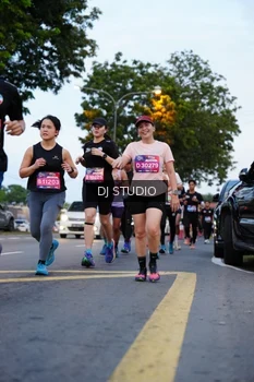 Runner Photo 4195154