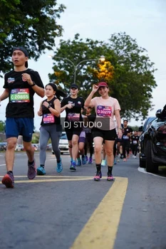 Runner Photo 4195158