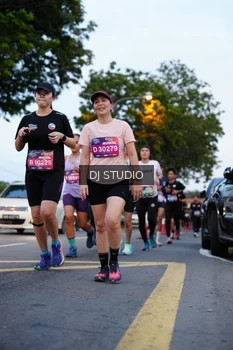 Runner Photo 4195163
