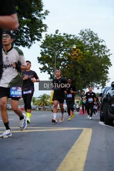Runner Photo 4195200