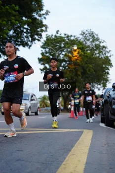 Runner Photo 4195216