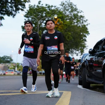 Runner Photo 4195258
