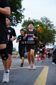 Runner Photo 4195264