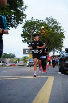 Runner Photo 4195278